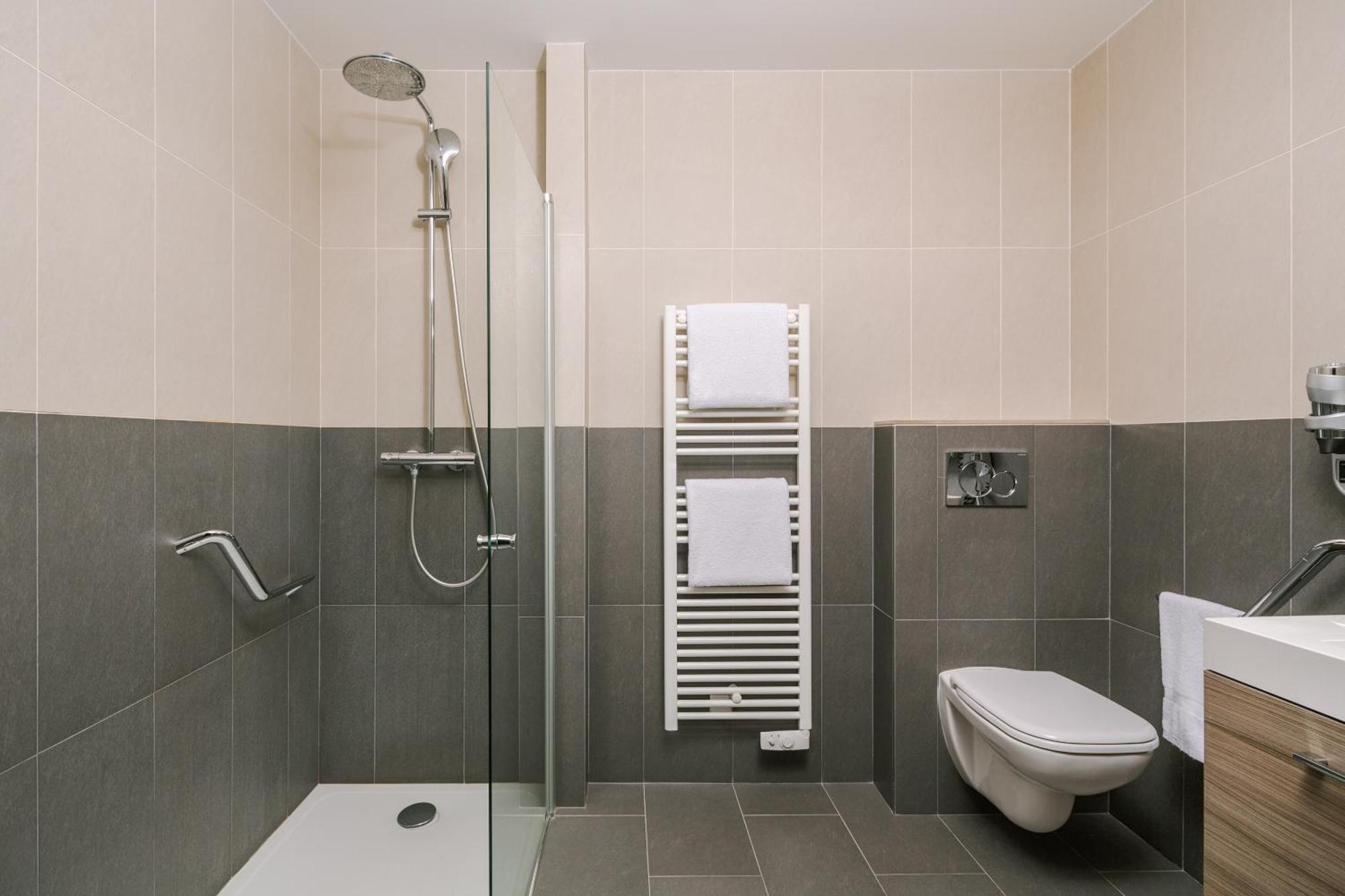 Hotel Opera Frochot 3*