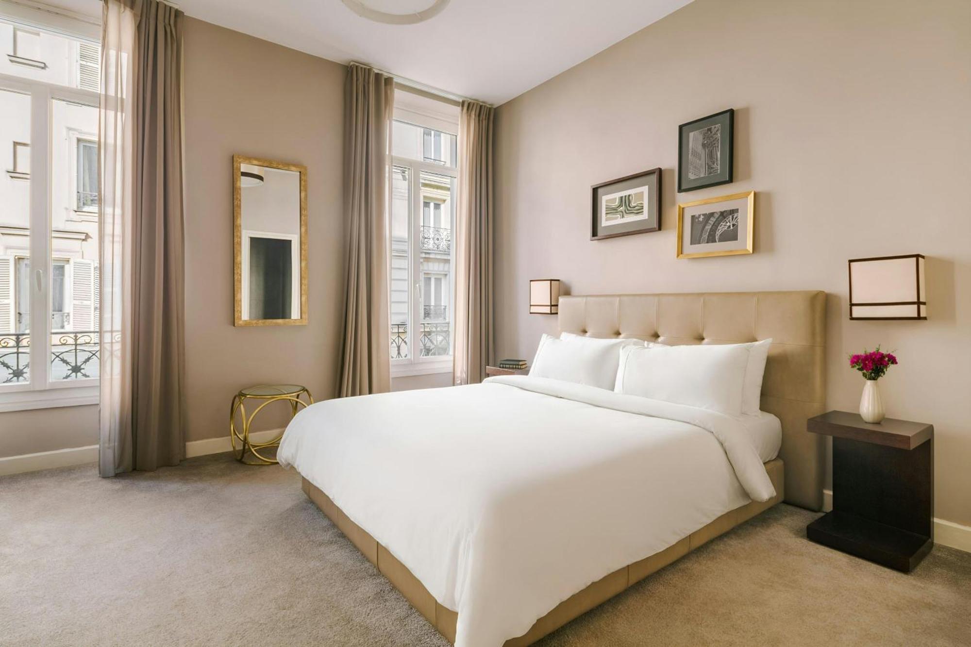 Hotel Opera Frochot Hotel 3*